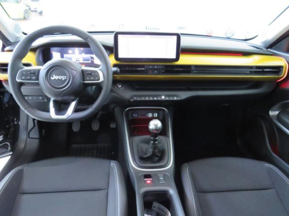 Jeep Avenger usata a Lodi (13)