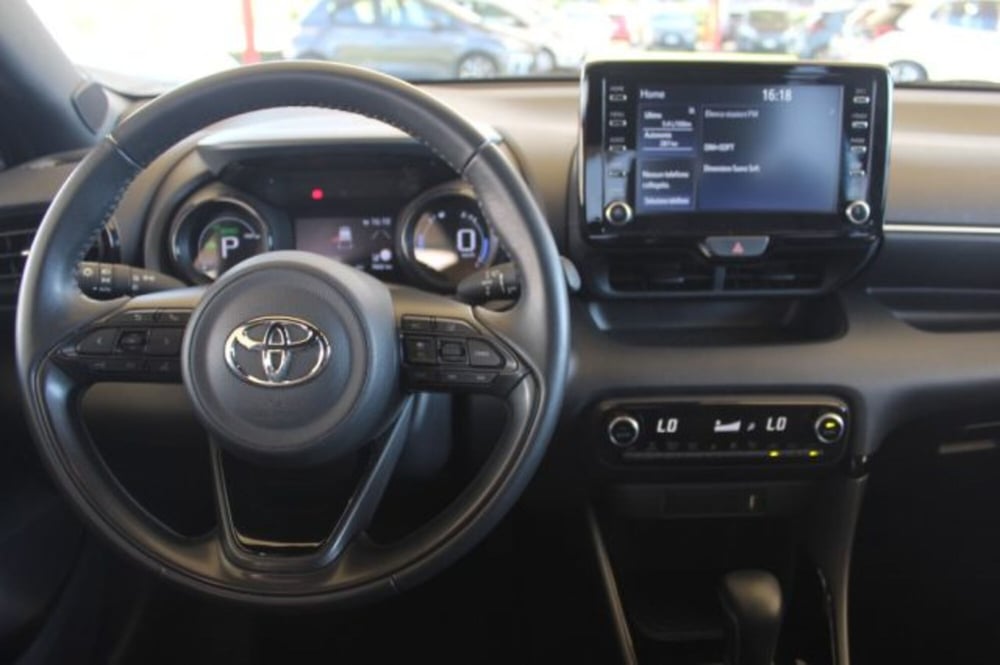 Toyota Yaris Cross usata a Roma (10)