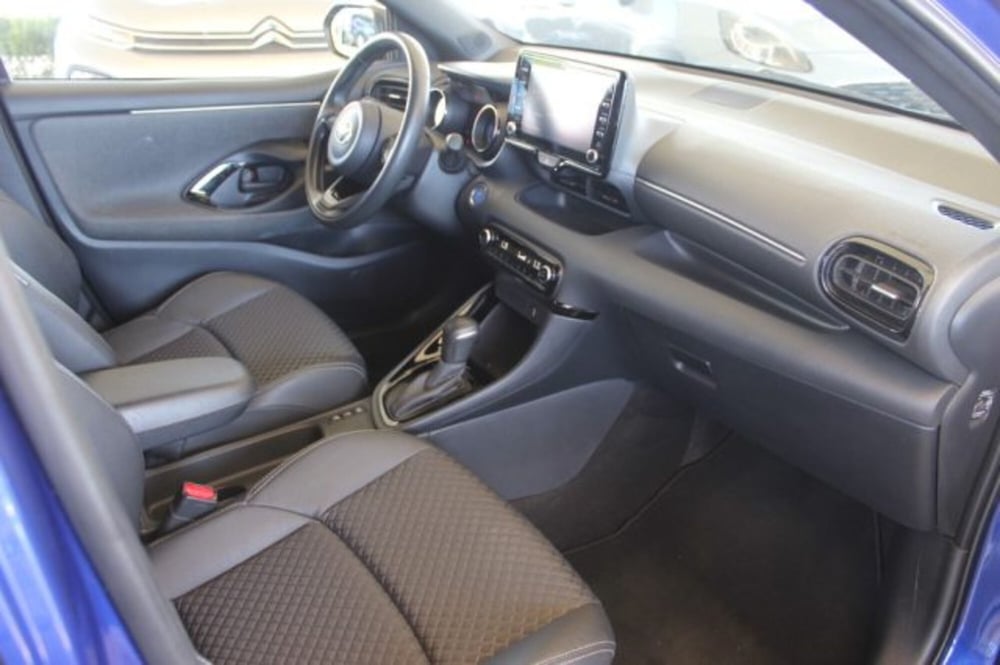 Toyota Yaris Cross usata a Roma (6)