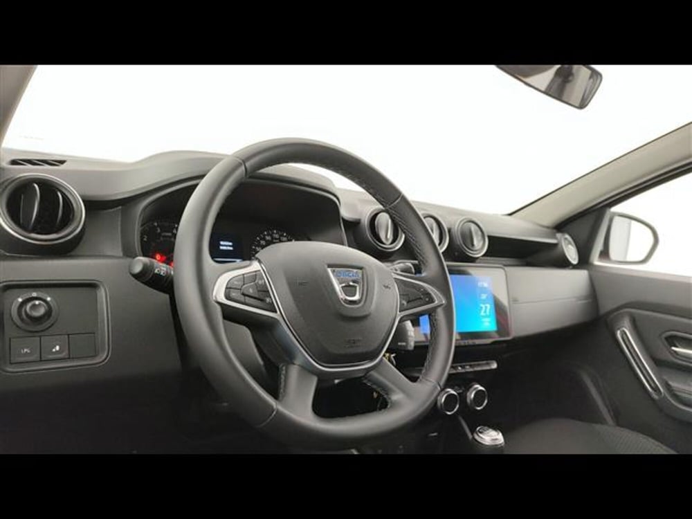 Dacia Duster usata a Milano (8)