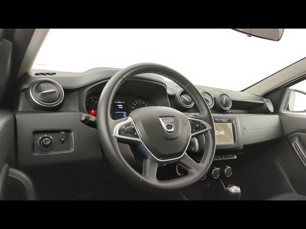 Dacia Duster usata a Milano (8)