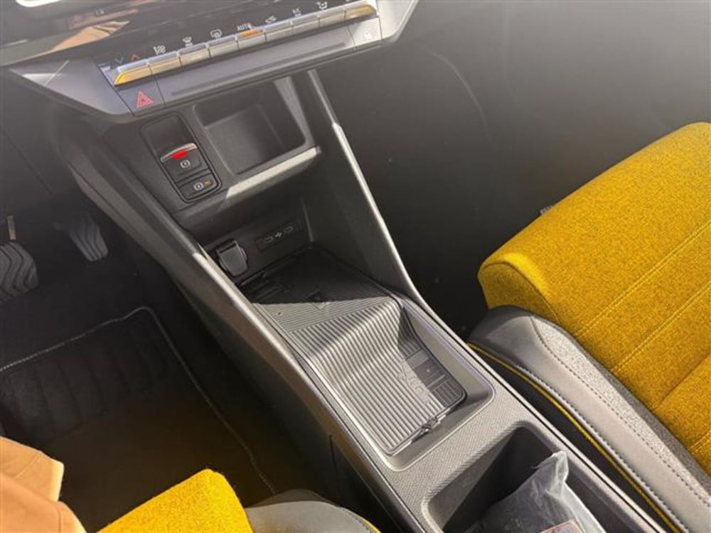 Renault Renault 5 nuova a Pavia (8)