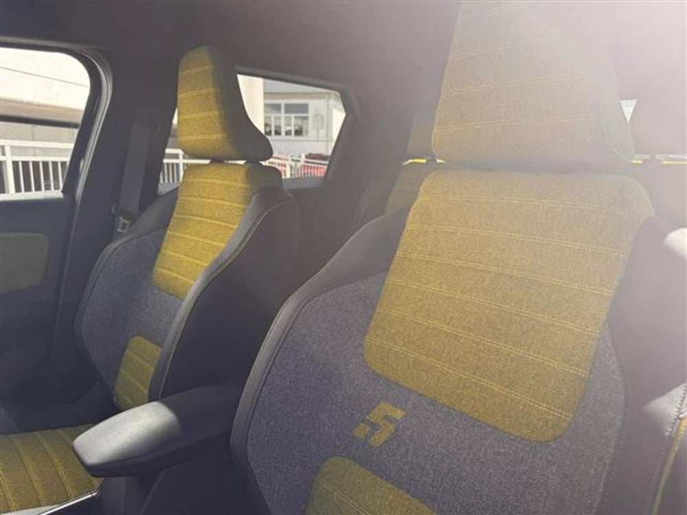 Renault Renault 5 nuova a Pavia (9)
