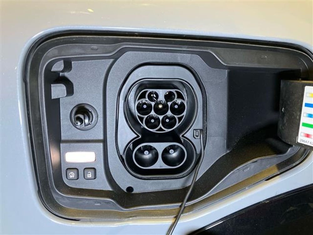 Renault Megane E-Tech Electric nuova a Como (9)
