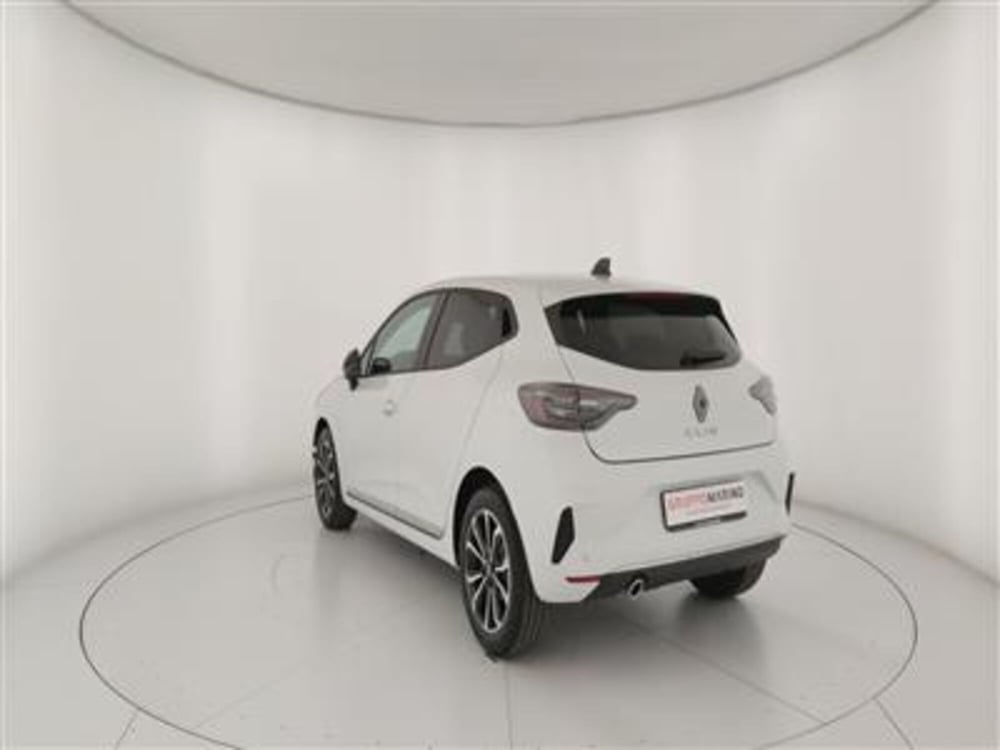 Renault Clio nuova a Bari (5)