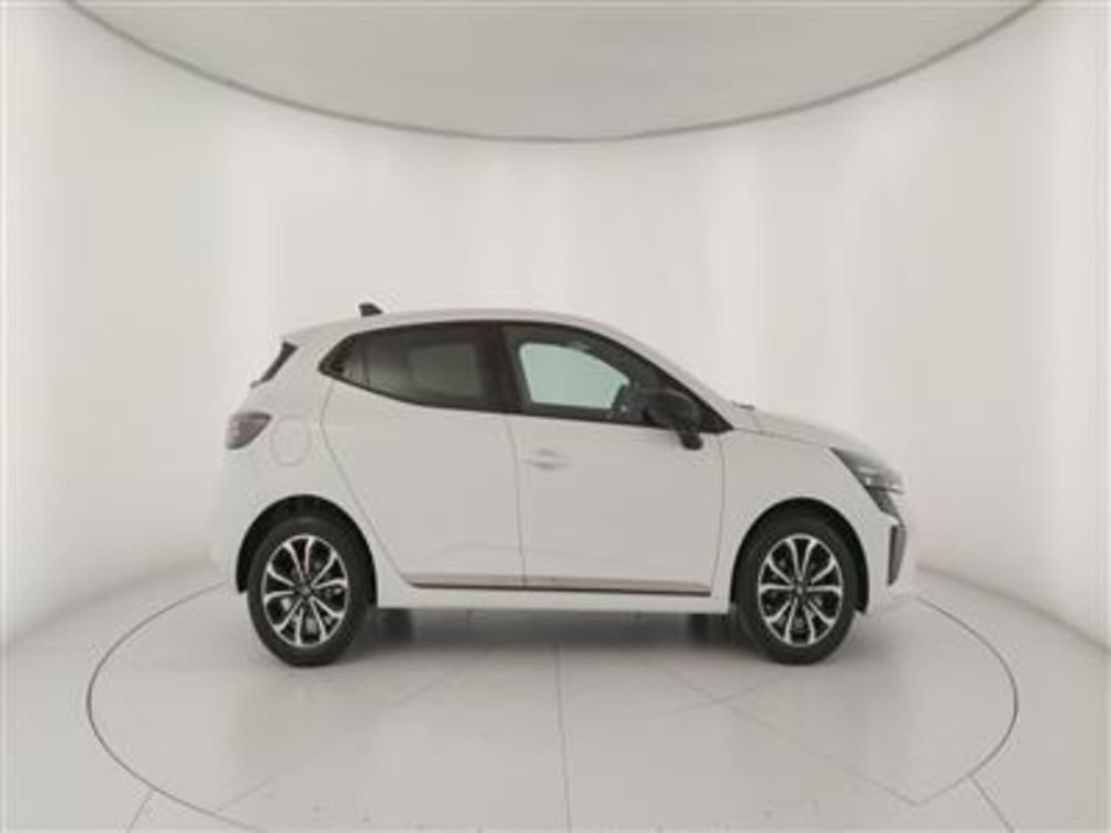 Renault Clio nuova a Bari (9)