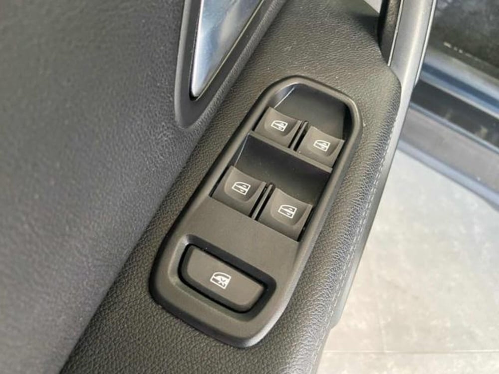 Dacia Duster usata a Bologna (17)