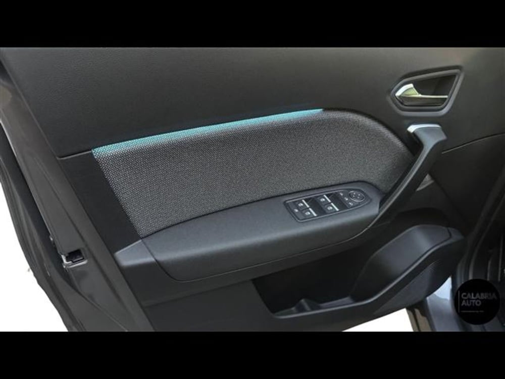 Renault Captur nuova a Reggio Calabria (13)