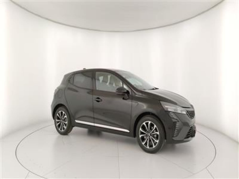 Renault Clio nuova a Bari (10)