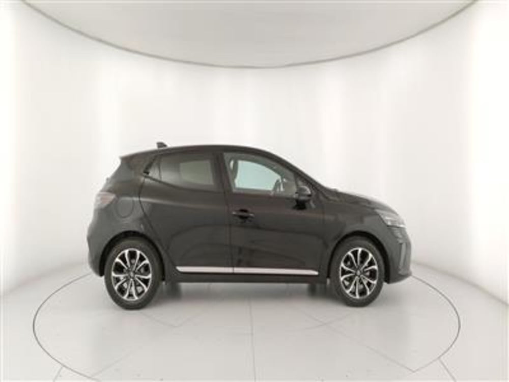 Renault Clio nuova a Bari (9)
