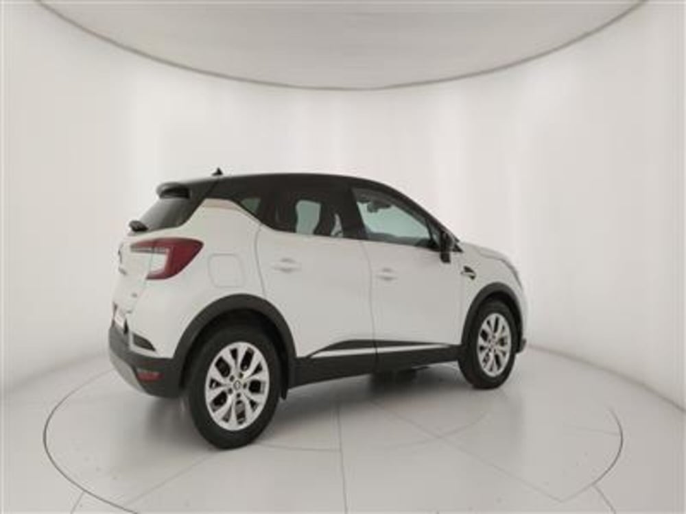 Renault Captur usata a Bari (8)