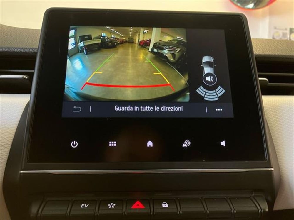 Renault Clio usata a Como (14)