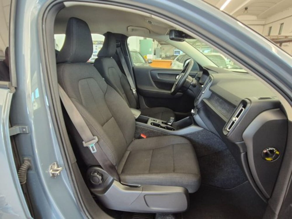 Volvo XC40 usata a Oristano (11)