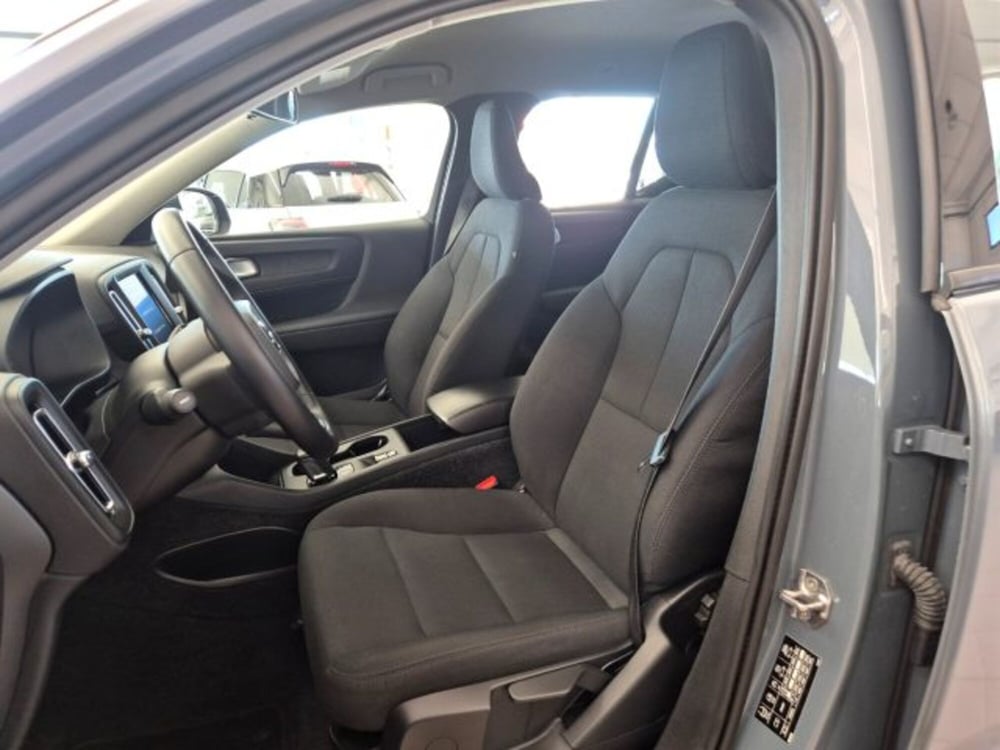 Volvo XC40 usata a Oristano (12)
