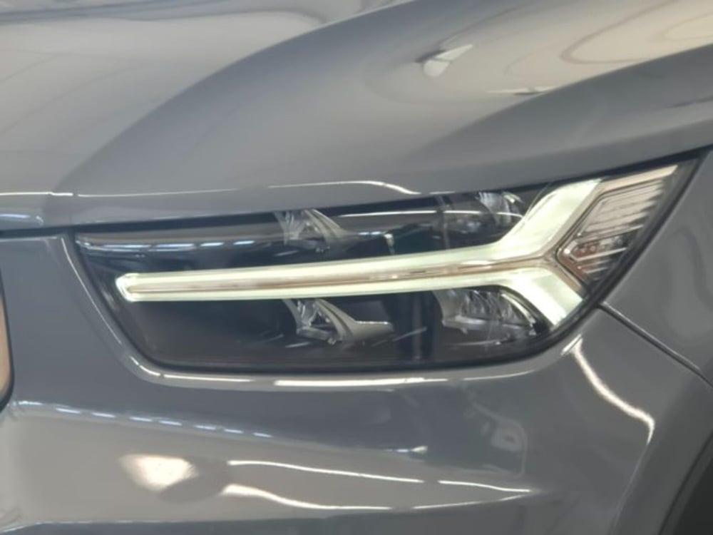 Volvo XC40 usata a Oristano (15)