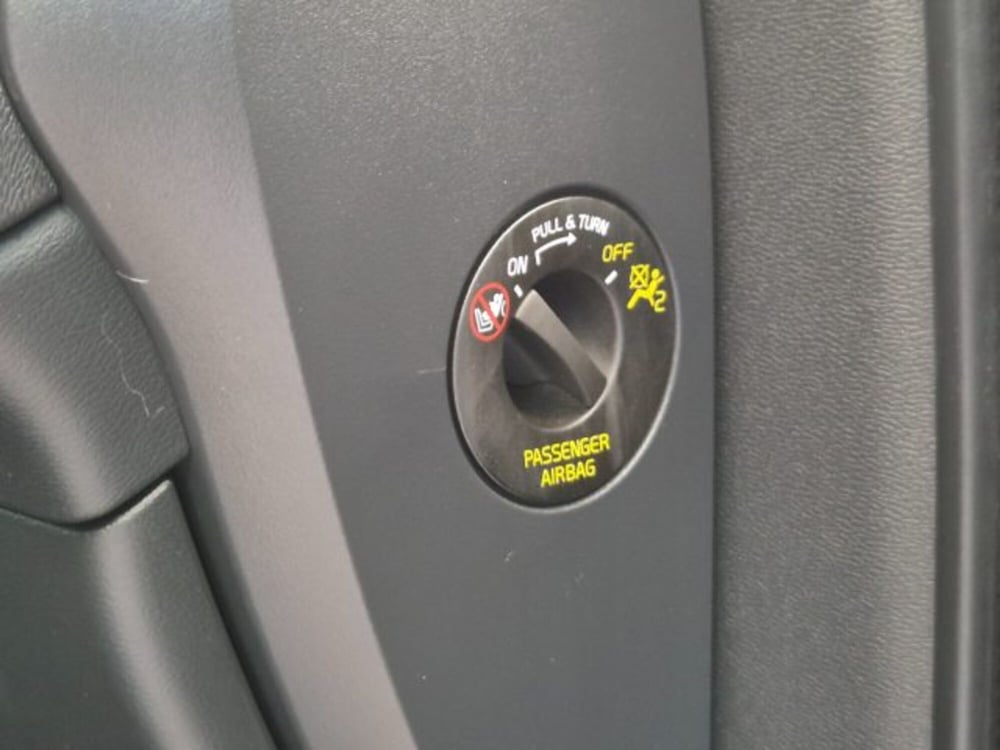 Volvo XC40 usata a Oristano (20)