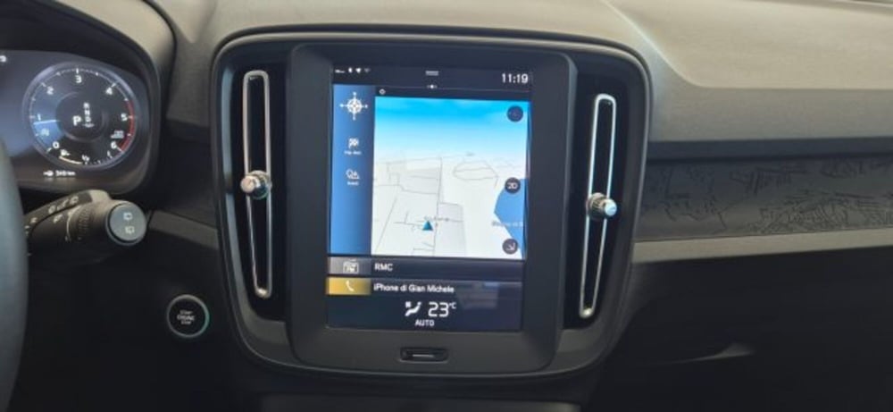 Volvo XC40 usata a Oristano (8)