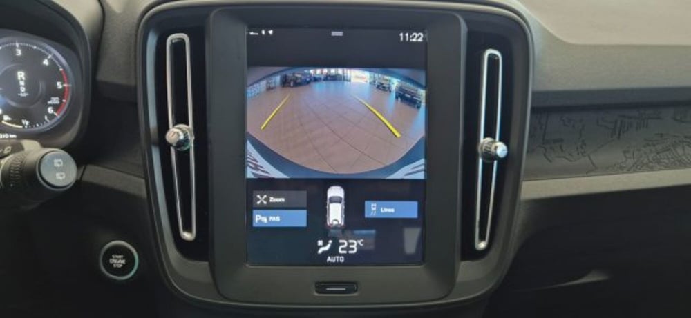 Volvo XC40 usata a Oristano (9)