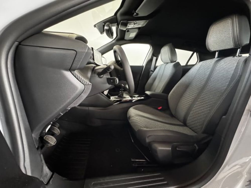 Peugeot 2008 nuova a Torino (12)