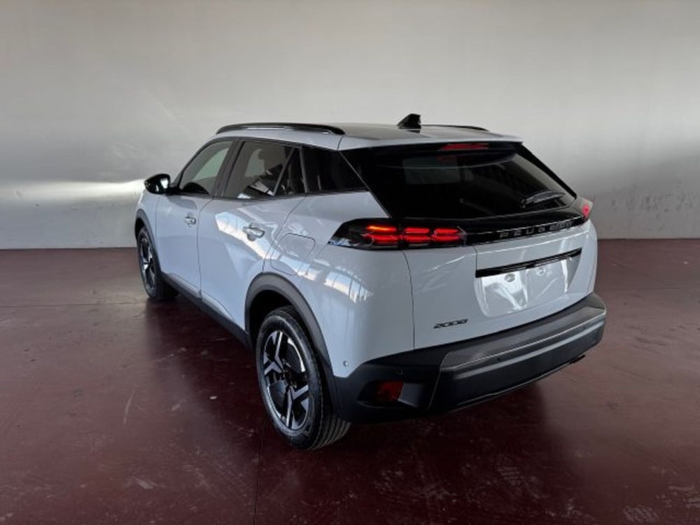 Peugeot 2008 nuova a Torino (3)