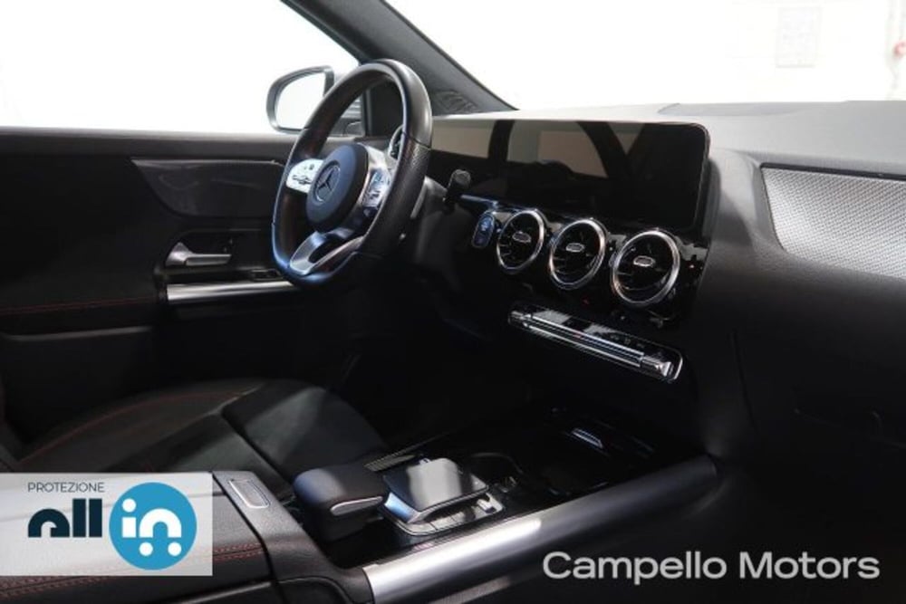 Mercedes-Benz GLA SUV usata a Venezia (14)