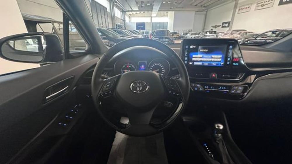 Toyota Toyota C-HR usata a Reggio Emilia (17)