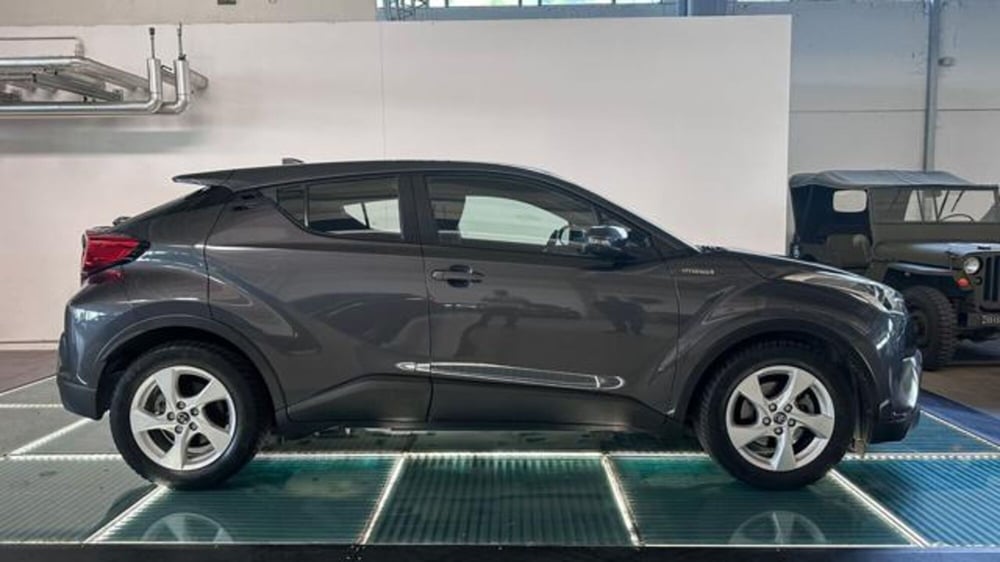 Toyota Toyota C-HR usata a Reggio Emilia (7)