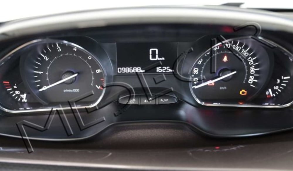 Peugeot 2008 usata a Potenza (7)
