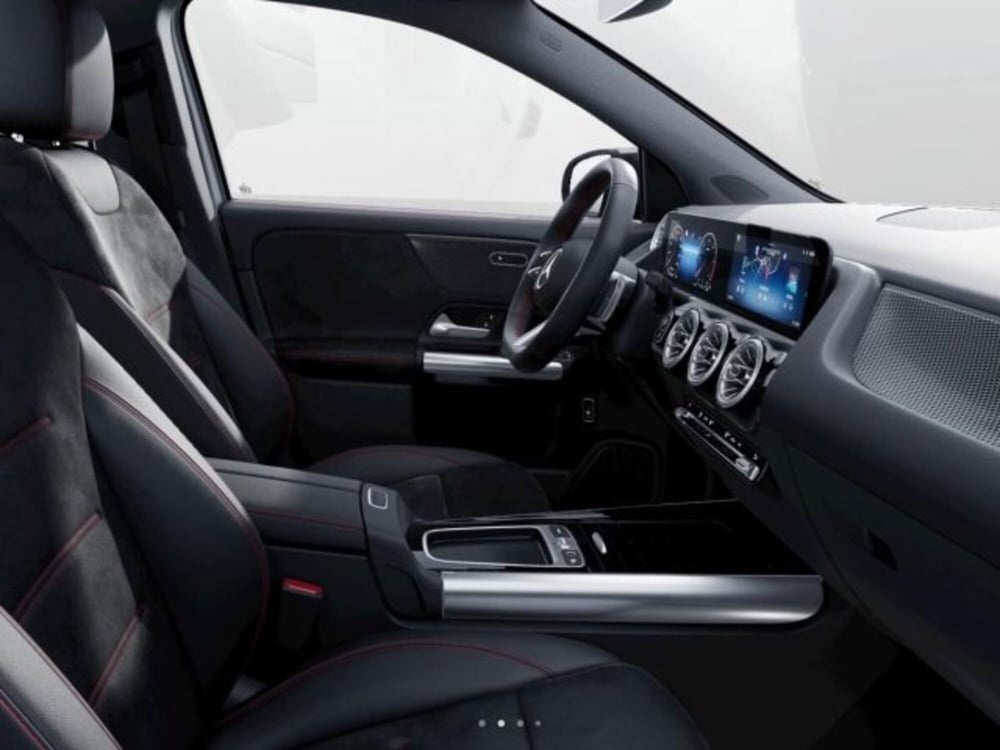 Mercedes-Benz GLA SUV nuova a Verona (7)