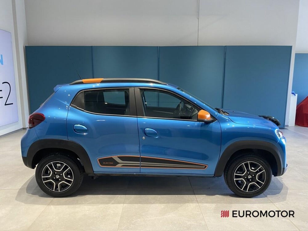 Dacia Spring usata a Bari (7)