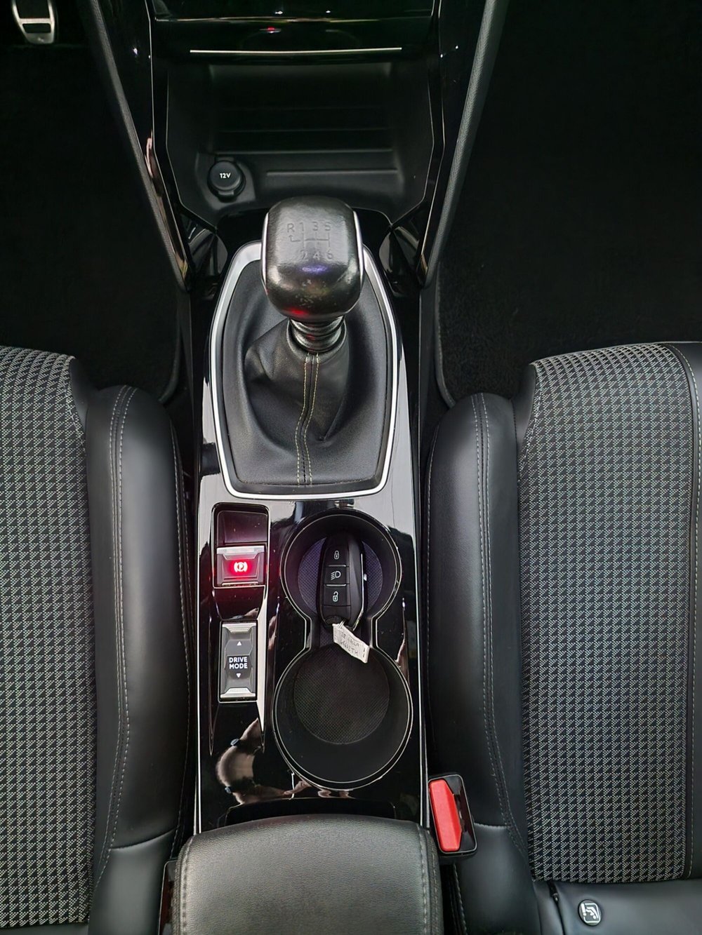 Peugeot 208 usata a Torino (19)
