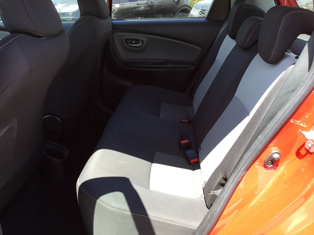 Toyota Yaris usata a Napoli (6)