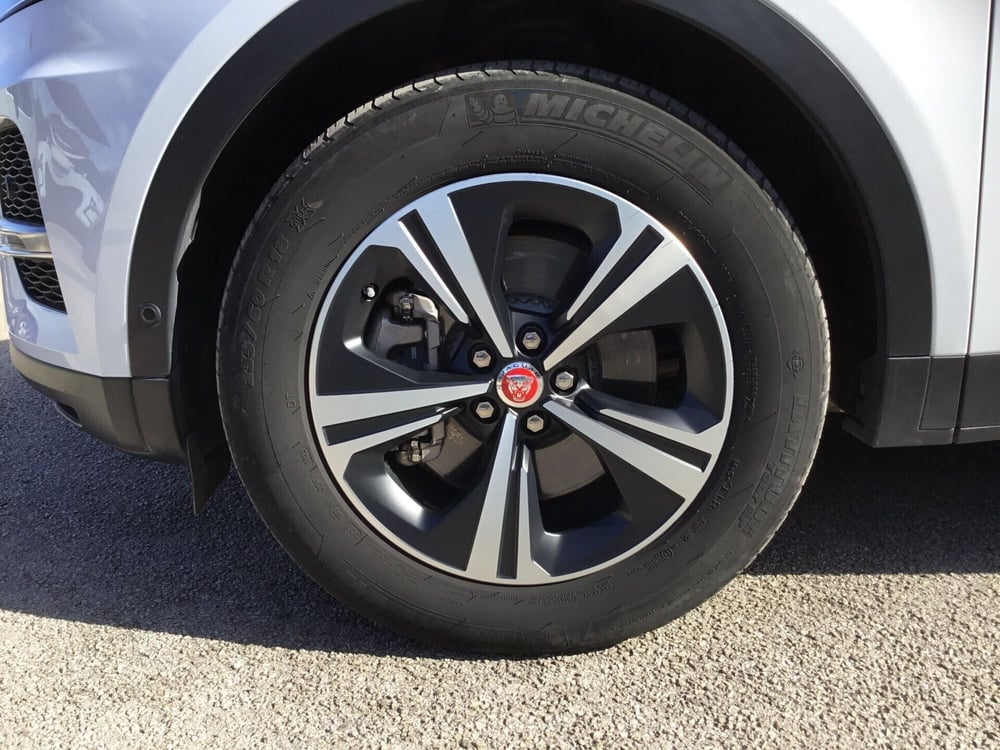 Jaguar E-Pace usata a Napoli (9)