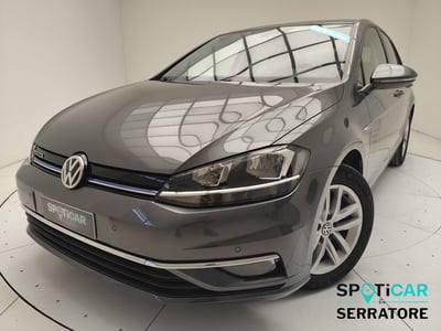 Volkswagen Golf 1.5 TGI DSG 5p. Highline BlueMotion Technology del 2019 usata a Erba