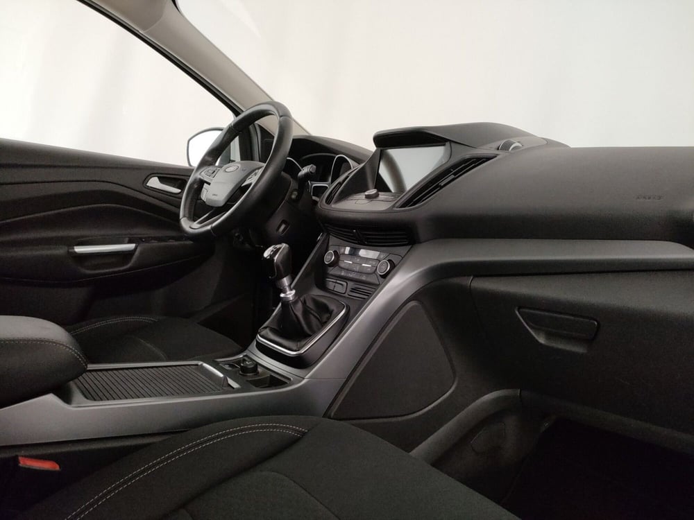 Ford Kuga usata a Roma (7)