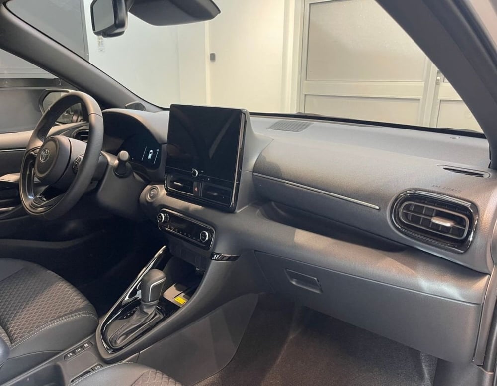 Toyota Yaris nuova a Ferrara (4)