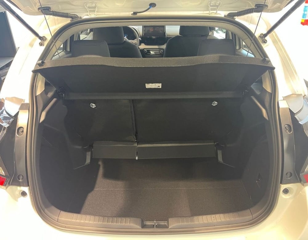 Toyota Yaris nuova a Ferrara (10)