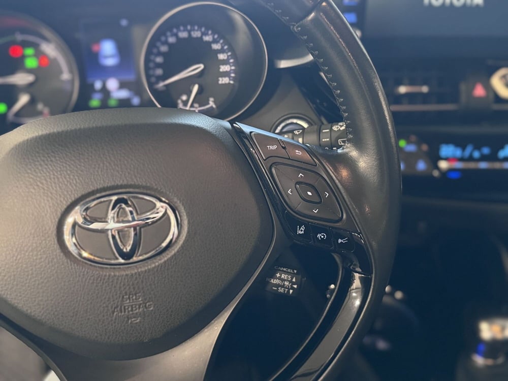 Toyota Toyota C-HR usata a Brescia (10)