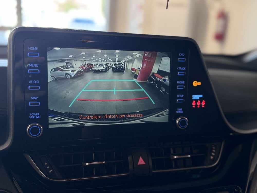 Toyota Toyota C-HR usata a Brescia (12)