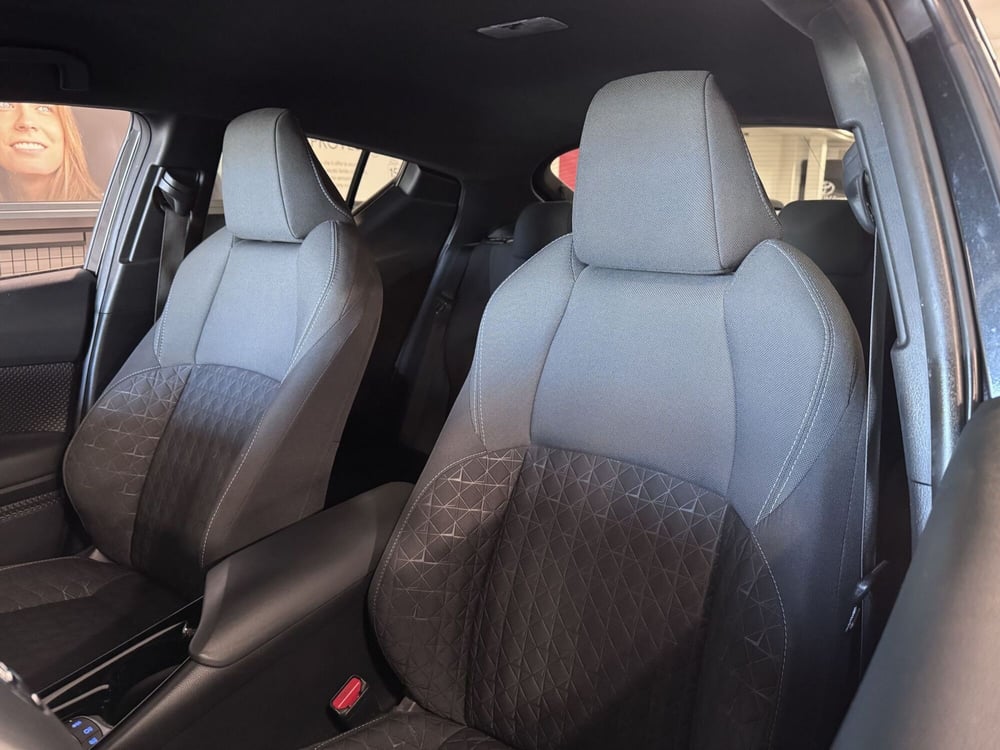 Toyota Toyota C-HR usata a Brescia (14)