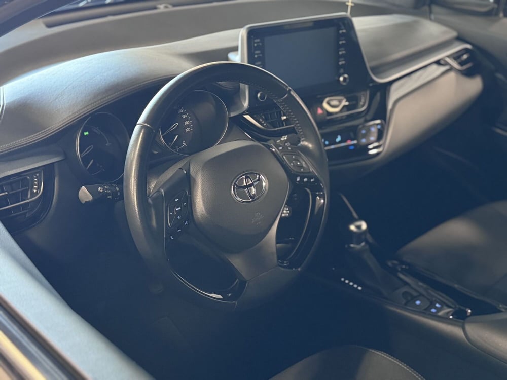 Toyota Toyota C-HR usata a Brescia (9)