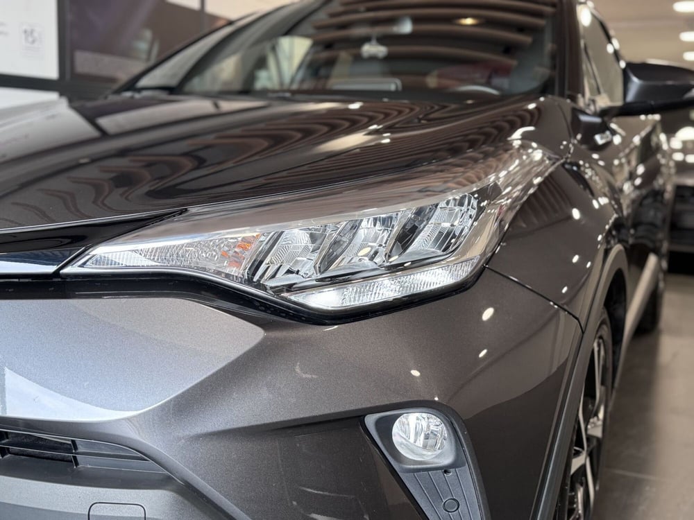 Toyota Toyota C-HR usata a Brescia (6)