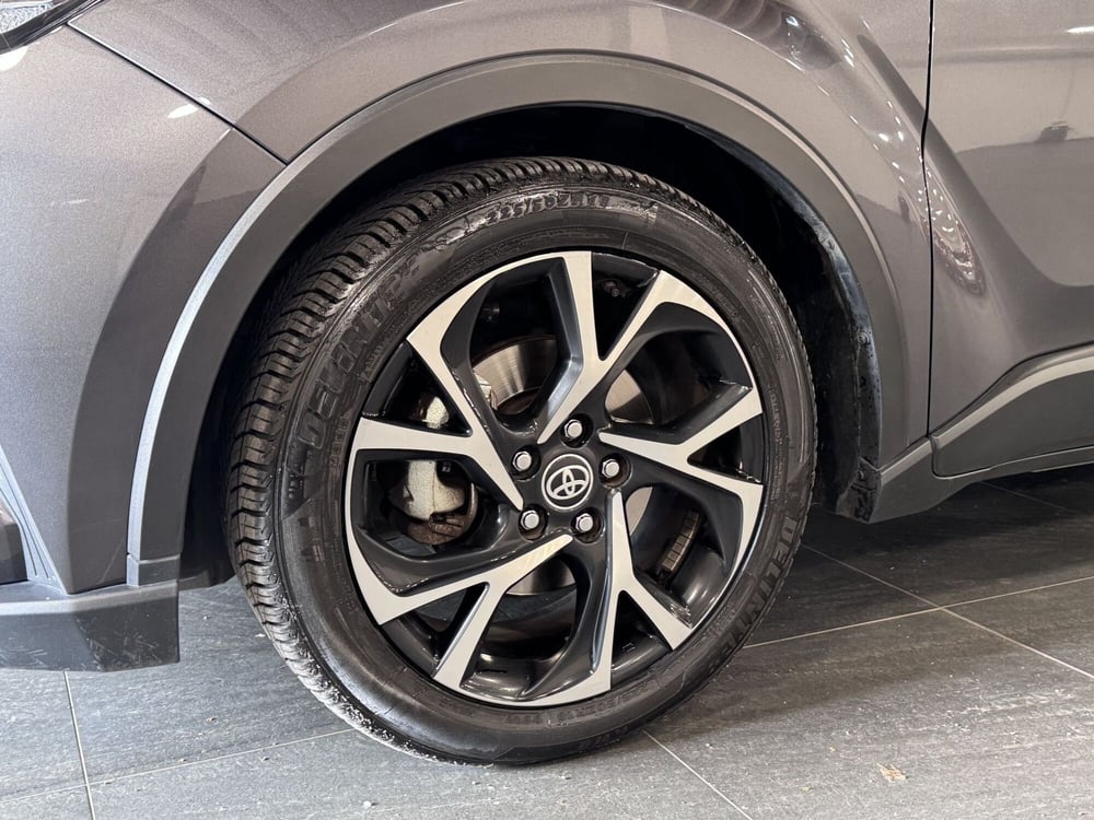 Toyota Toyota C-HR usata a Brescia (7)