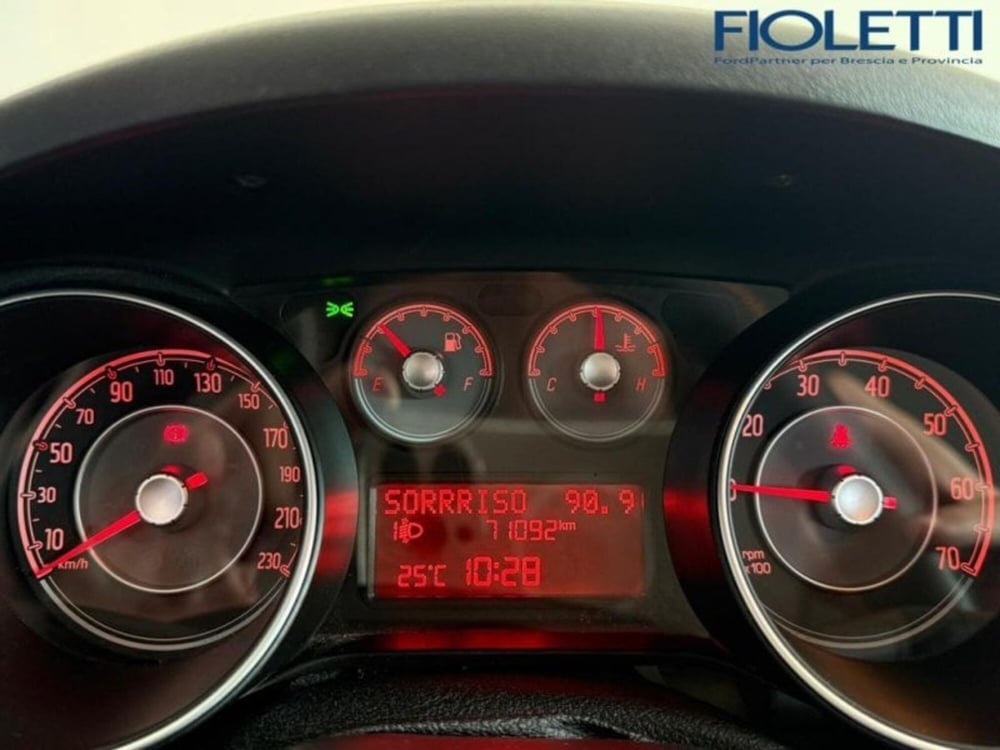 Fiat Punto usata a Brescia (8)