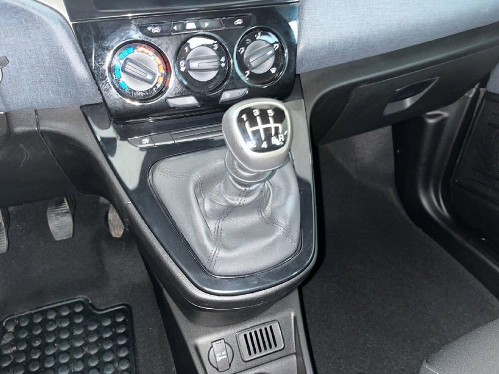 Lancia Ypsilon usata a Torino (14)