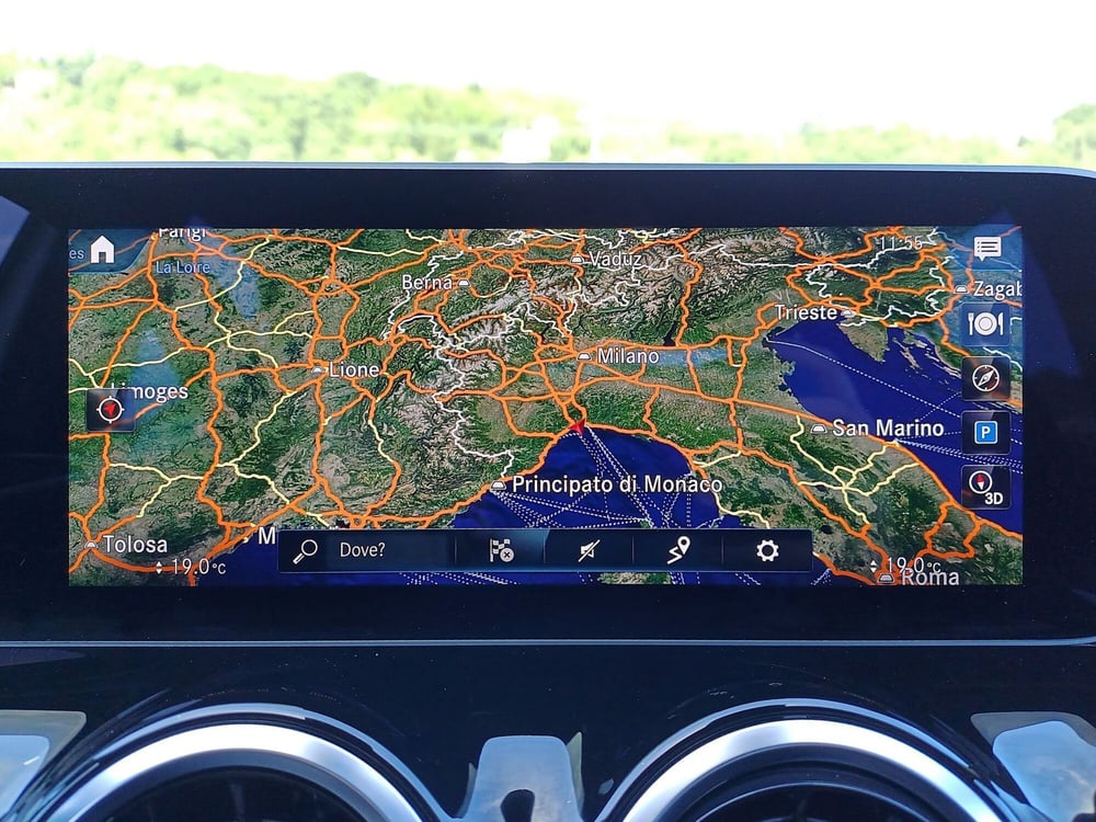 Mercedes-Benz GLA SUV usata  (11)