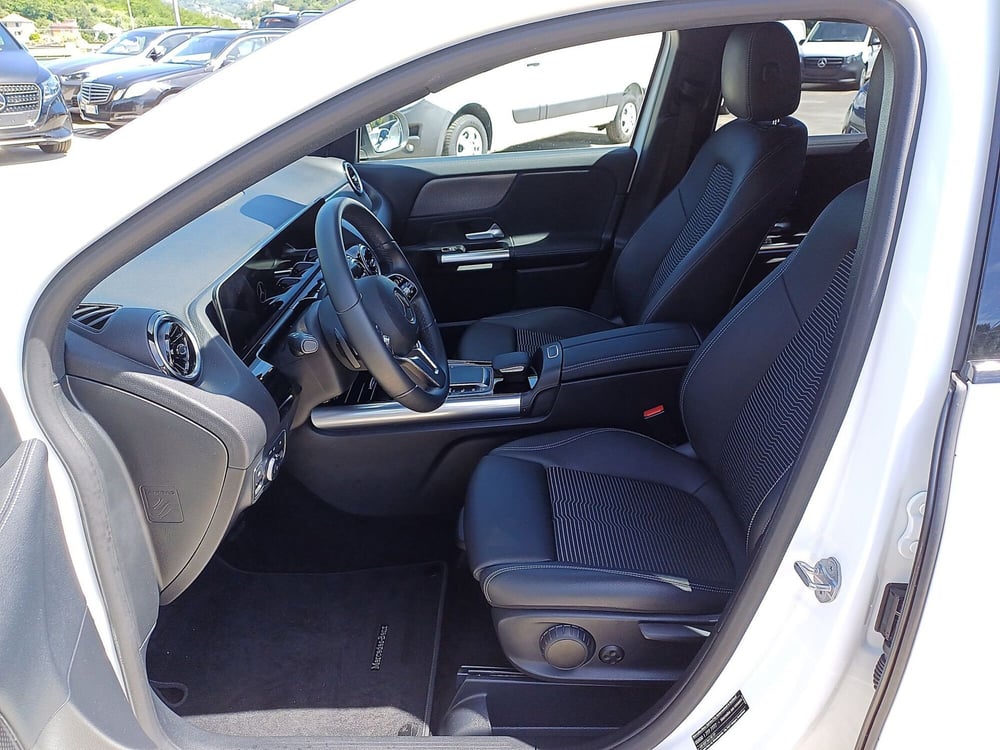 Mercedes-Benz GLA SUV usata  (6)