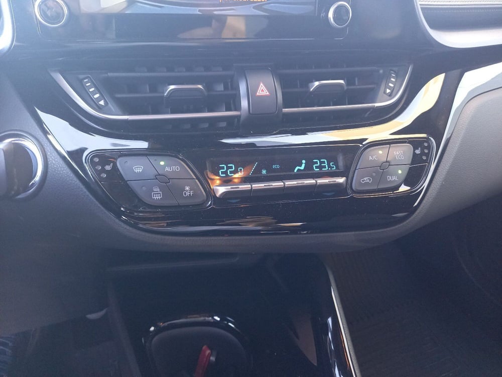 Toyota Toyota C-HR usata a Agrigento (15)