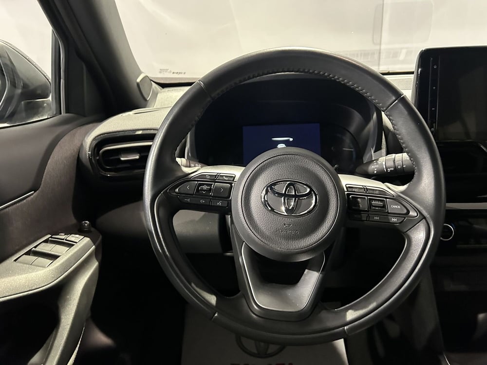 Toyota Yaris Cross usata a Milano (11)