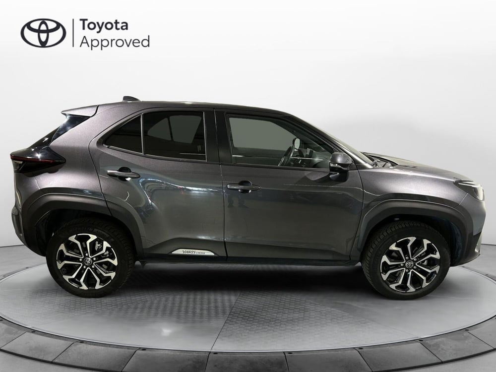 Toyota Yaris Cross usata a Milano (13)